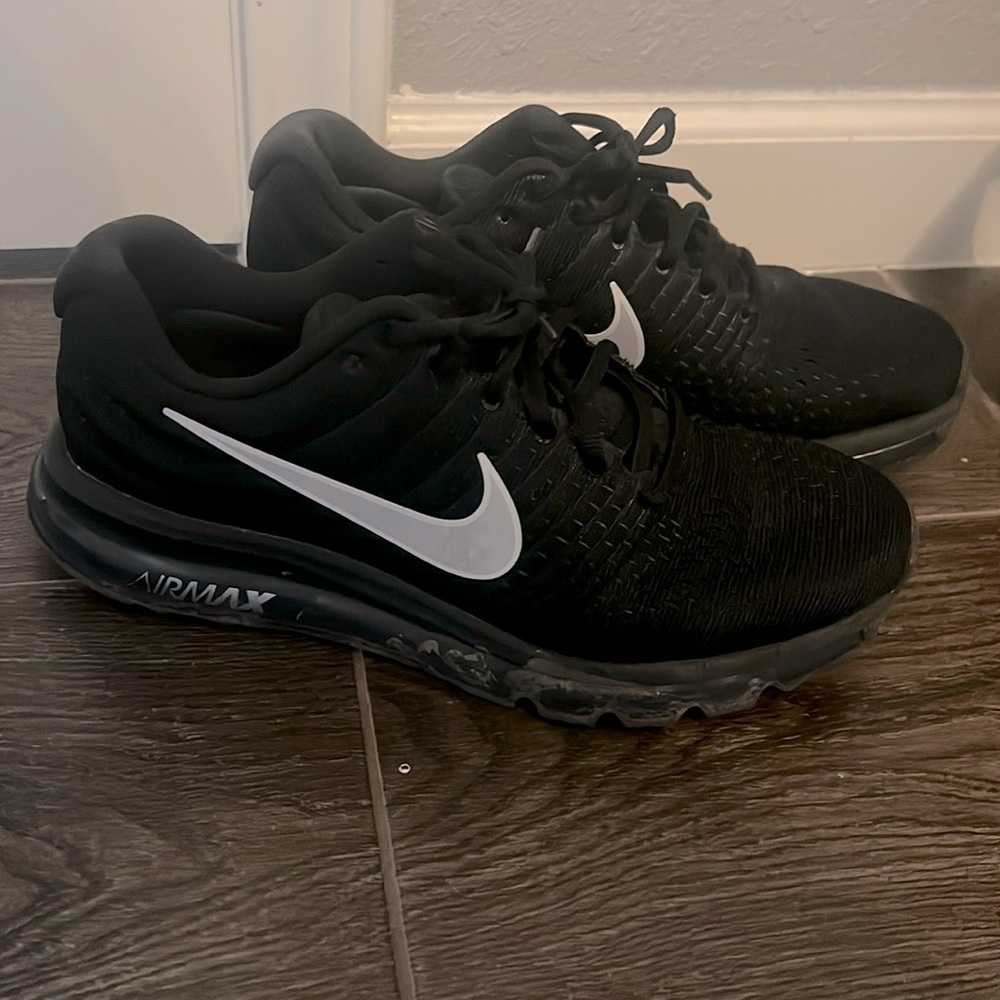 Nike AirMax Sneakers 2017